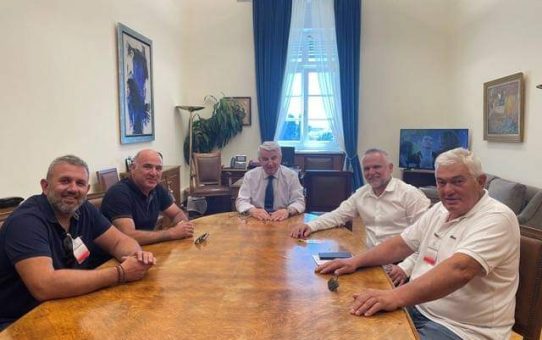 Συνάντηση με τον Αντιπρόεδρο του Ελληνικού Κοινοβουλίου