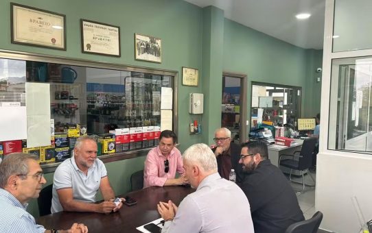 Επίσκεψη του ΠΑΣΟΚ – Κινήματος Αλλαγής στον Αγροτικό Συνεταιρισμό Ερυθρών